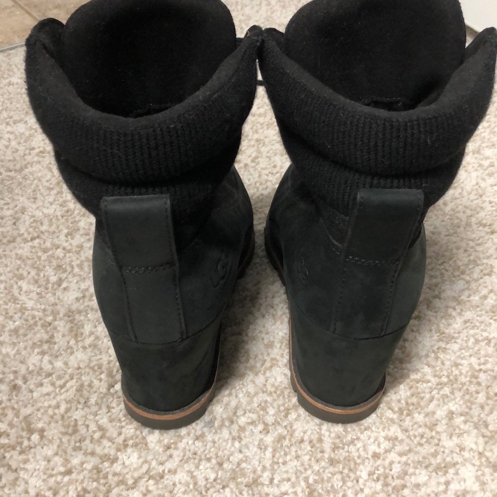 UGG VALORY BOOT - Picture 2 of 9